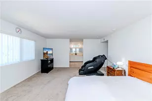 2401 El Portal Way, Oxnard, CA 93035 - Photo 32