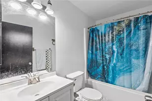 18209 Sierra, Canyon Country, CA 91351 - Photo 10