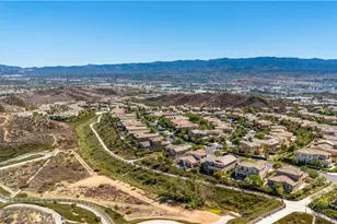 28648 Iron Village Dr, Valencia, CA 91354 - Photo 38