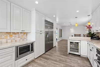 21727 Ulmus Drive, Woodland Hills, CA 91364 - Photo 14