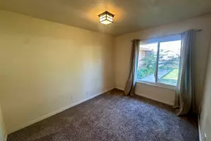 1050 Athena Ct, Riverside, CA 92507 - Photo 6