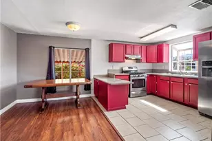 18540 Soledad Canyon Road, Canyon Country, CA 91351 - Photo 12