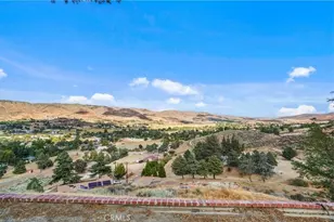 40005 92nd St, Leona Valley, CA 93551 - Photo 4