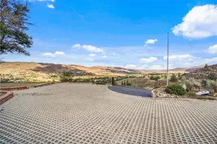 40005 92nd St, Leona Valley, CA 93551 - Photo 34