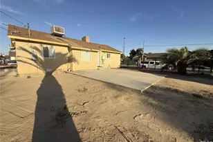214 Madison St, Bakersfield, CA 93307 - Photo 4