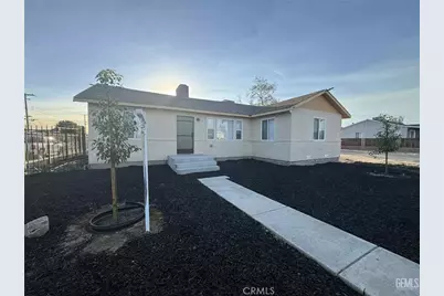 214 Madison Street, Bakersfield, CA 93307 - Photo 2