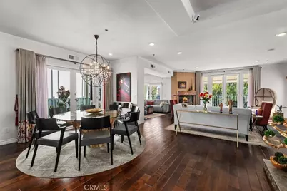 10721 Ohio Avenue, Los Angeles, CA 90024 - Photo 2