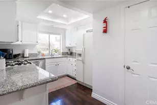 231 Green Lea Pl, Thousand Oaks, CA 91361 - Photo 8