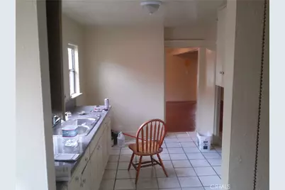 1953 W 20th Street, Los Angeles, CA 90018 - Photo 8