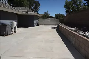 42453 Surrey Ct, Quartz Hill, CA 93536 - Photo 44