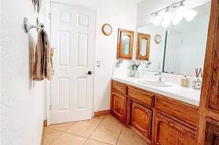 7851 Greenwood Ave, California City, CA 93505 - Photo 20