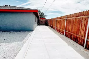 7851 Greenwood Ave, California City, CA 93505 - Photo 28