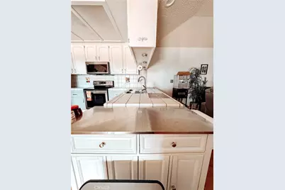 7851 Greenwood Avenue, California City, CA 93505 - Photo 8