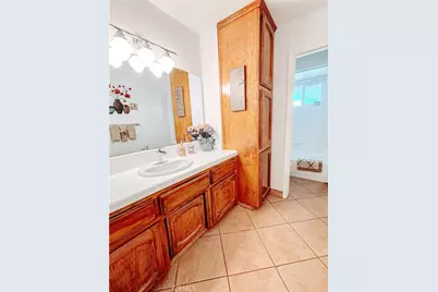 7851 Greenwood Avenue, California City, CA 93505 - Photo 20