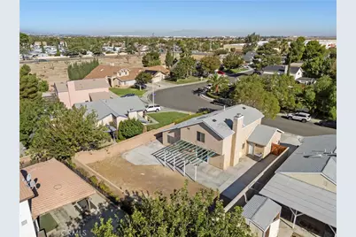 4554 Moonraker Road, Palmdale, CA 93552 - Photo 12