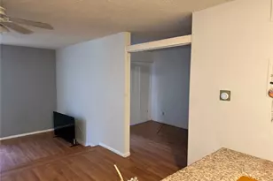 18645 Hatteras Street, Tarzana, CA 91356 - Photo 2