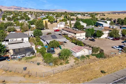 304 Adams Street, Taft, CA 93268 - Photo 32
