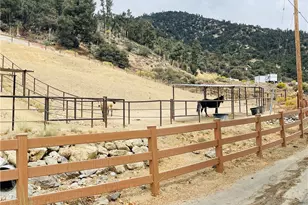 2041 Symonds Dr, Pine Mountain Club, CA 93225 - Photo 36