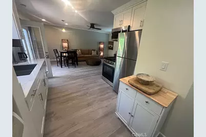 5744 Stansbury Avenue, Sherman Oaks, CA 91401 - Photo 22