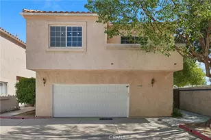 9400 1/2 Noble Ave, North Hills, CA 91343 - Photo 2