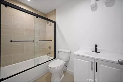 7445 Balcom Avenue, Reseda, CA 91335 - Photo 24