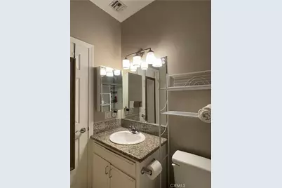 12375 Osborne Place #07, Pacoima, CA 91331 - Photo 20