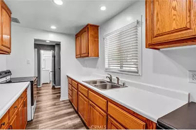 9246 Rowell Ave., Chatsworth, CA 91311 - Photo 12