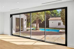 4390 Irvine Ave, Studio City, CA 91604 - Photo 8