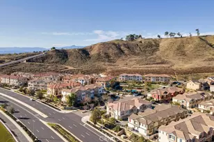 22104 Barrington Way, Saugus, CA 91350 - Photo 30