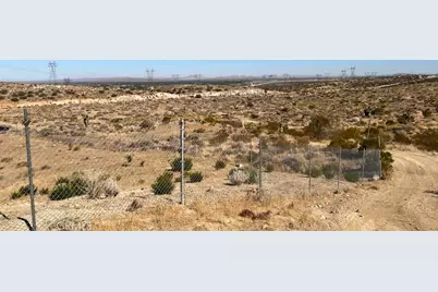 7300 E Mt Emma Road, Palmdale, CA 93550 - Photo 28