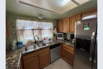 45947 Foxtail Street, Lancaster, CA 93534 - Photo 14
