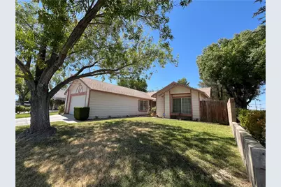 45947 Foxtail Street, Lancaster, CA 93534 - Photo 1