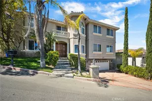 24845 Bella Vista Dr, Newhall, CA 91321 - Photo 32