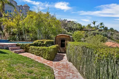 24845 Bella Vista Drive, Newhall, CA 91321 - Photo 30