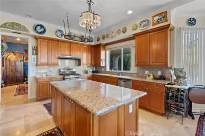 24845 Bella Vista Drive, Newhall, CA 91321 - Photo 10