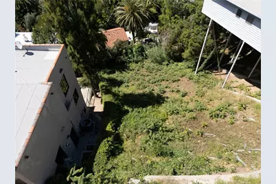 6682 Whitley Terrace, Los Angeles, CA 90068 - Photo 2