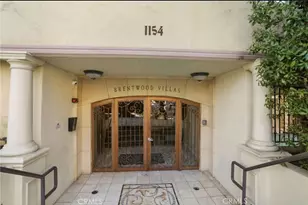 1154 S Barrington Ave, Los Angeles, CA 90049 - Photo 22