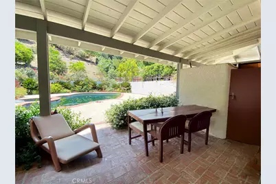 5323 Del Moreno Drive, Woodland Hills, CA 91364 - Photo 4