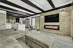 4256 Rosario Rd, Woodland Hills, CA 91364 - Photo 24