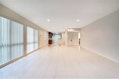 5315 Zelzah Avenue #6, Encino, CA 91316 - Photo 10