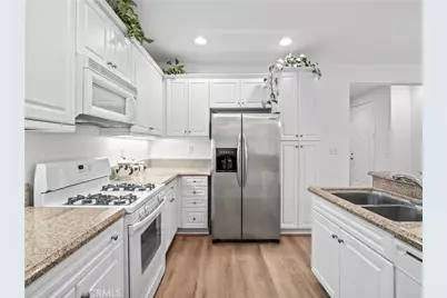 28448 Mirabelle Lane, Saugus, CA 91350 - Photo 8