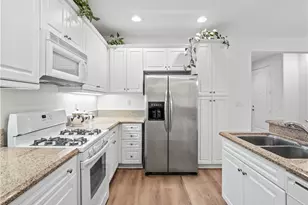 28448 Mirabelle Ln, Saugus, CA 91350 - Photo 8