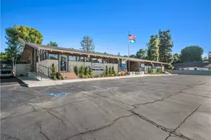 19126 Ave Of The Oaks, Newhall, CA 91321 - Photo 22