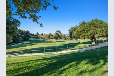 19126 Avenue Of The Oaks #C, Newhall, CA 91321 - Photo 20
