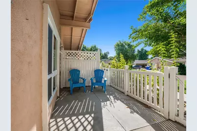 19126 Avenue Of The Oaks #C, Newhall, CA 91321 - Photo 16