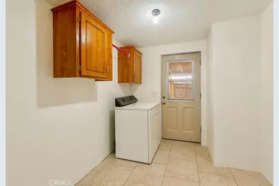 5830 Holiday Avenue, Rosamond, CA 93560 - Photo 12