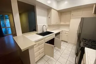 5142 Zelzah Ave, Encino, CA 91316 - Photo 10