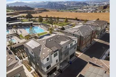 27579 Sanctuary Ct., Valencia, CA 91381 - Photo 24