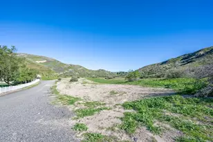 15000 Baker Canyon Rd, Canyon Country, CA 91390 - Photo 26