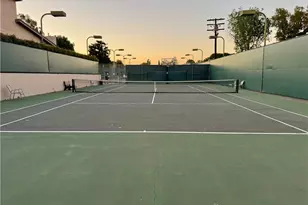 15215 Magnolia Blvd, Sherman Oaks, CA 91403 - Photo 32